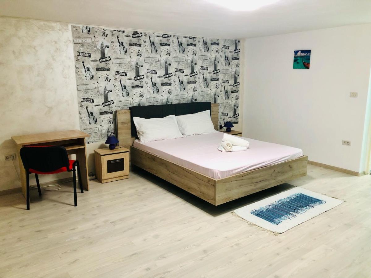 Central Park - Big Apartment - 3 Rooms - Free Parking T5 Тимишоара Экстерьер фото